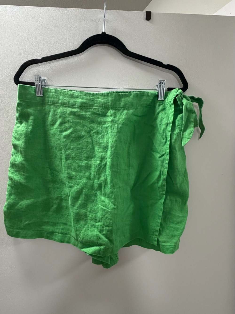 C&C California Bright Green Wrap Linen Skort
